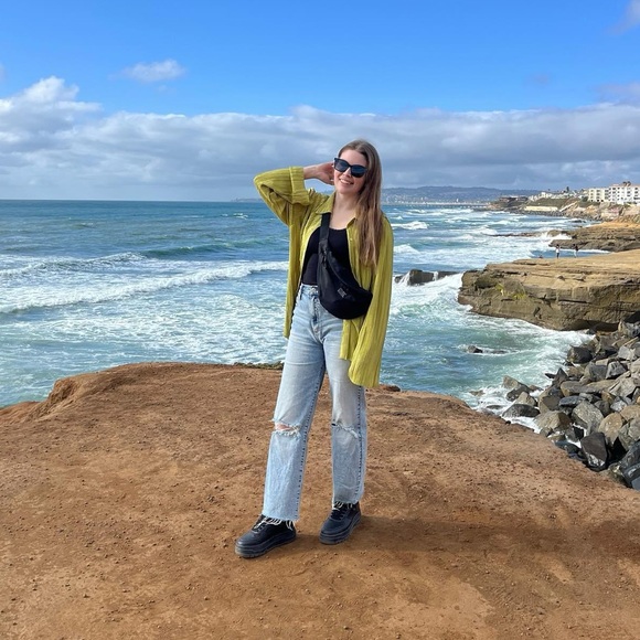 Meet your Posher, Angel - Picture 1 of 1